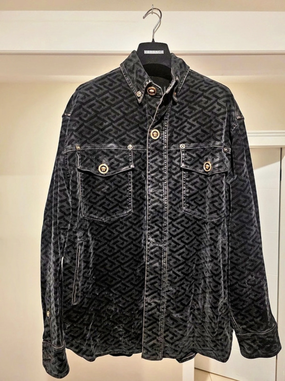 NWT Versace La Greca Velvet Corduroy Shirt Jacket - Black / Gold 46 Like New